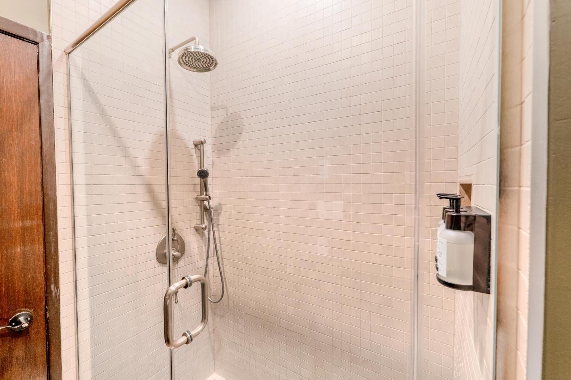 Self Check-In Boutique Hotel - Quartier Latin - Room 101 Montreal Exterior foto
